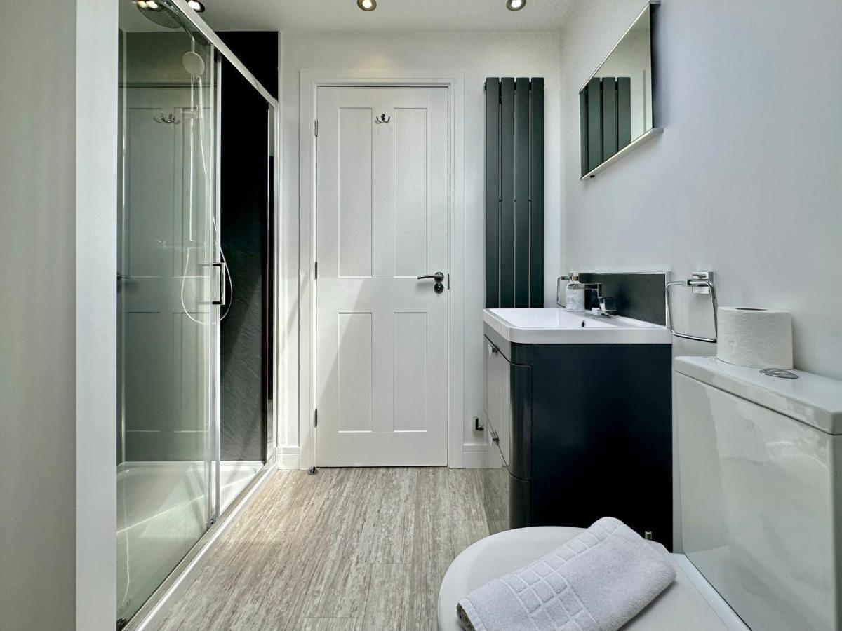 Apartamento 7 Bluebridge Court With Free Parking *