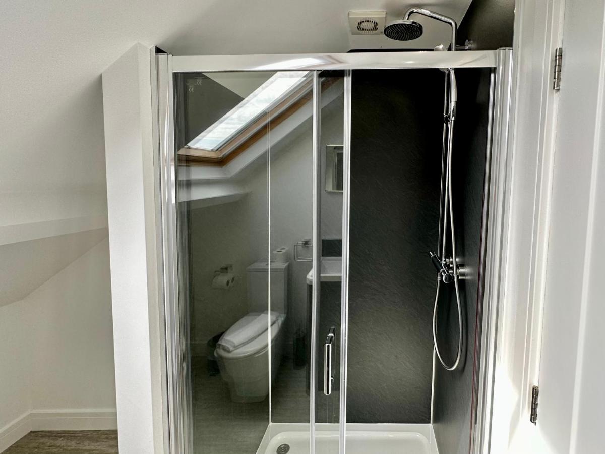 7 Bluebridge Court With Free Parking York