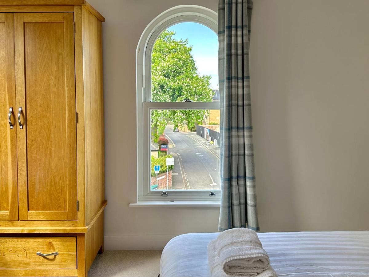 7 Bluebridge Court With Free Parking
