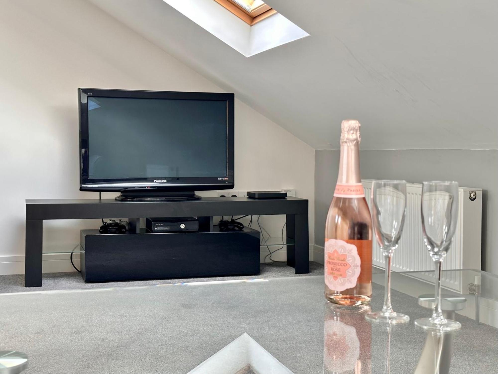 Apartamento 7 Bluebridge Court With Free Parking